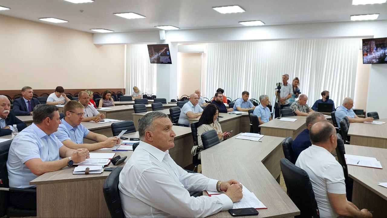 30 мая состоялось заседание комитета и восьмое заседание Совета муниципального образования город Балаково
